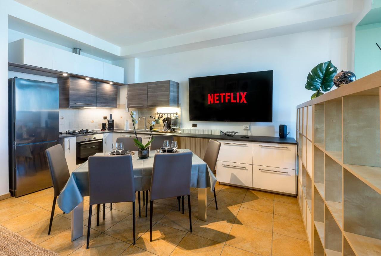 شقة Cavour Elegante Loft In Centro ماشيراتا المظهر الخارجي الصورة